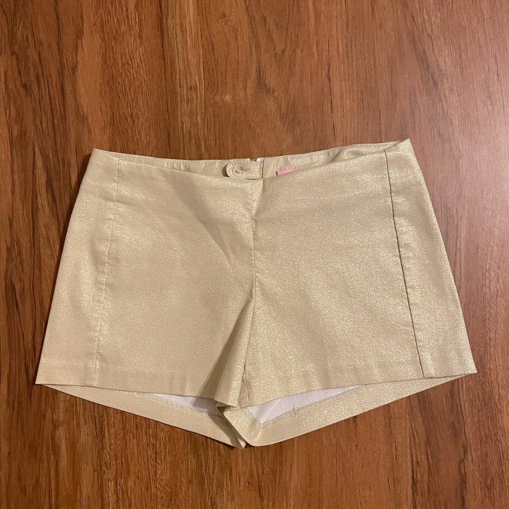 Lilly Pulitzer Size 0 Gold shorts